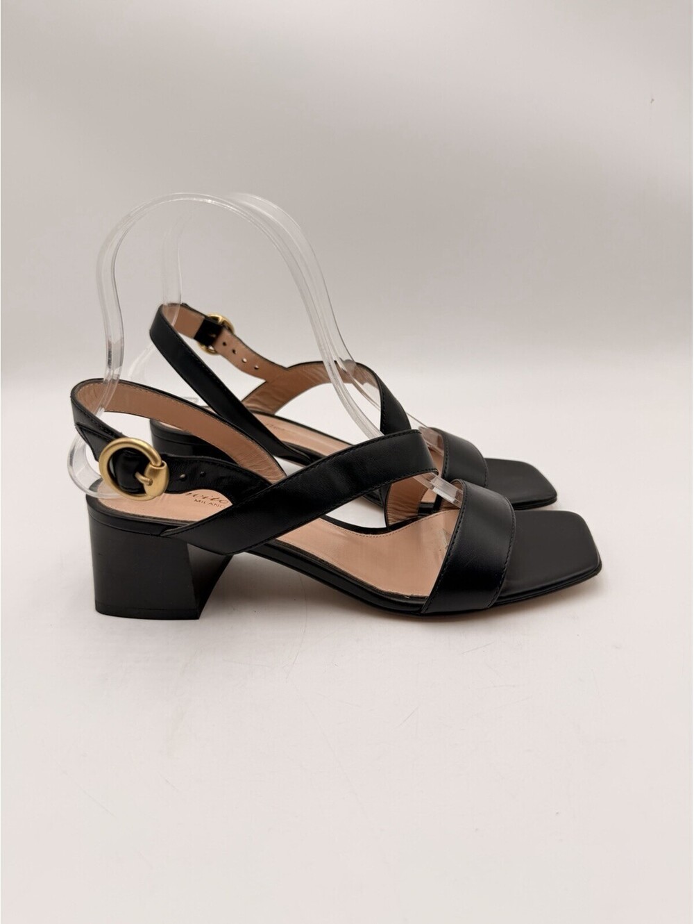 Women’s Gianvito Rossi black leather slingback Ankle Straps sandals Size 36